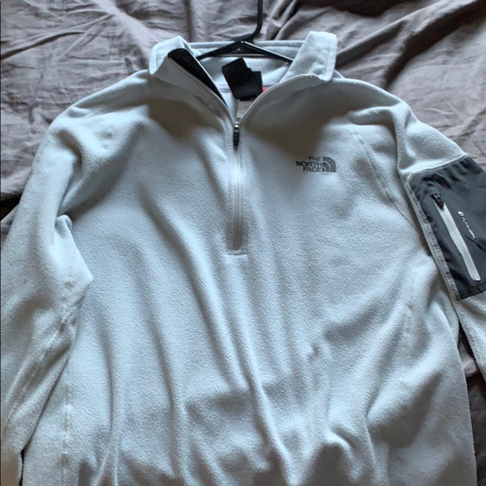 North face sweater
